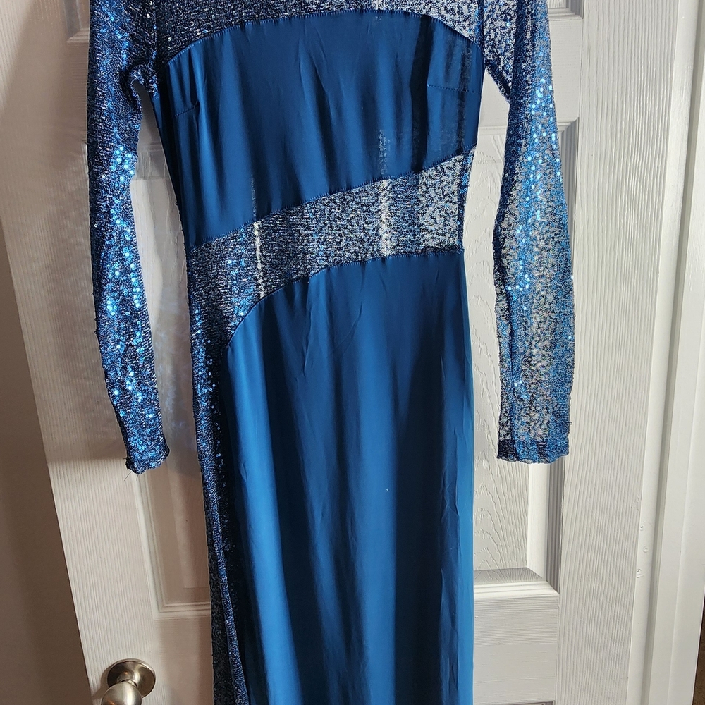 Elegant Blue Sequin Dress